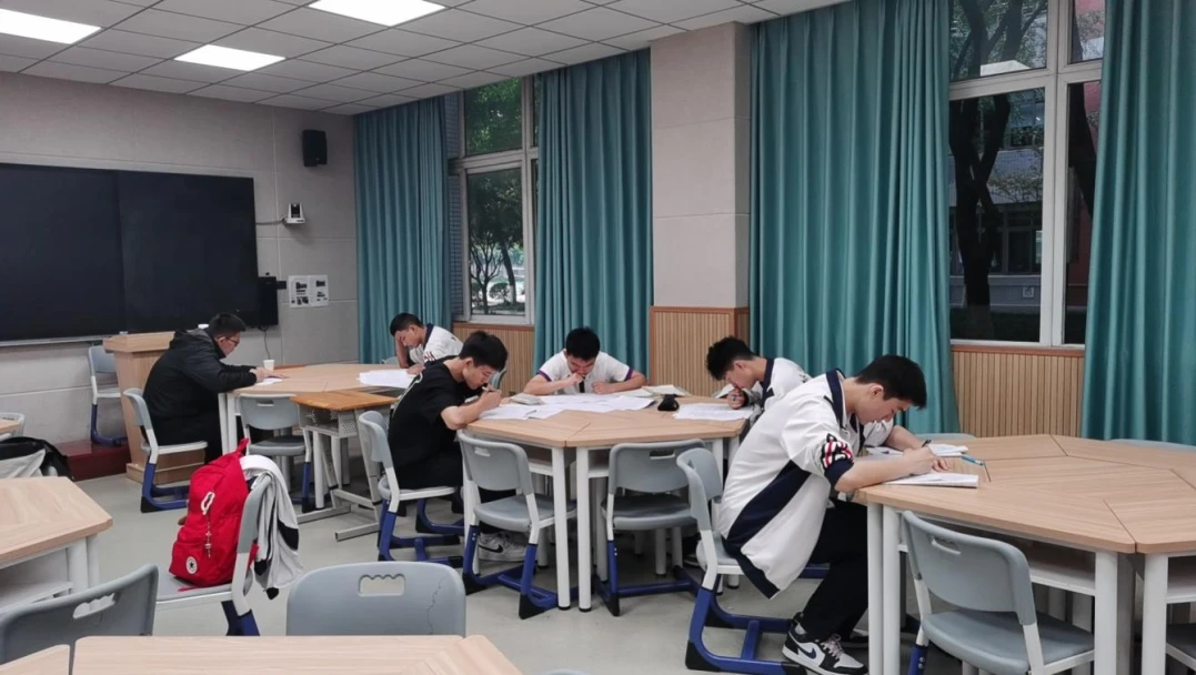 篮球教练队长训练计划书模板范文_2